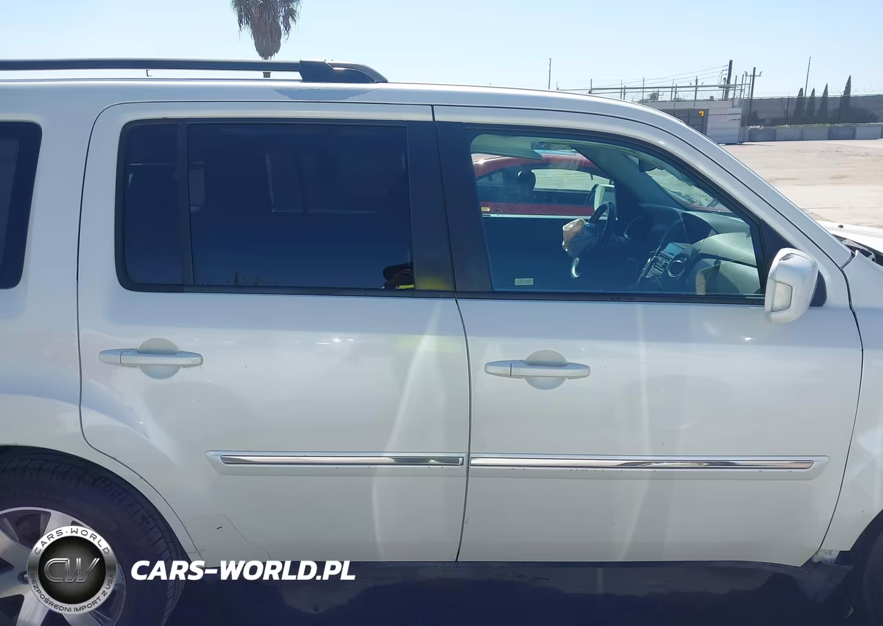 2014 Honda Pilot Touring VIN:5FNYF4H92EB041685 - 14