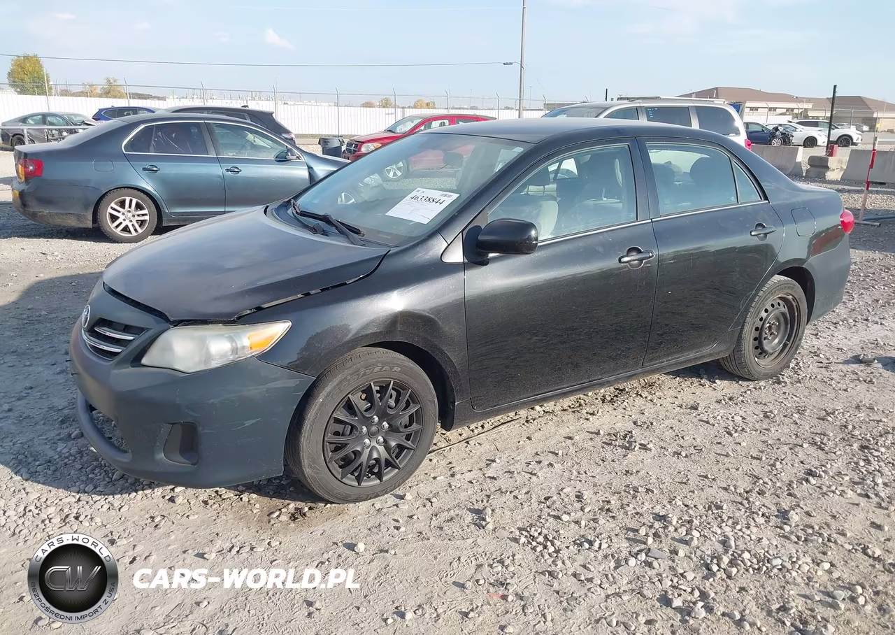 2013 Toyota Corolla Le VIN:2T1BU4EE0DC925253 - 2