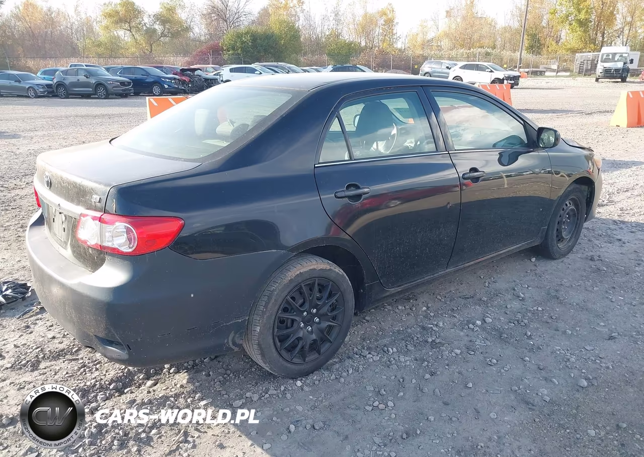 2013 Toyota Corolla Le VIN:2T1BU4EE0DC925253 - 4