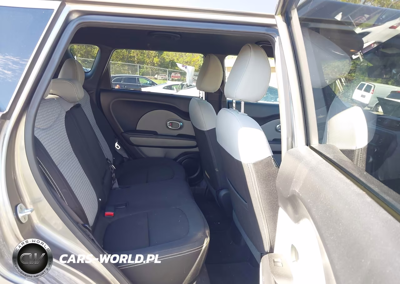 2016 Kia Soul + VIN:KNDJP3A58G7317327 - 8
