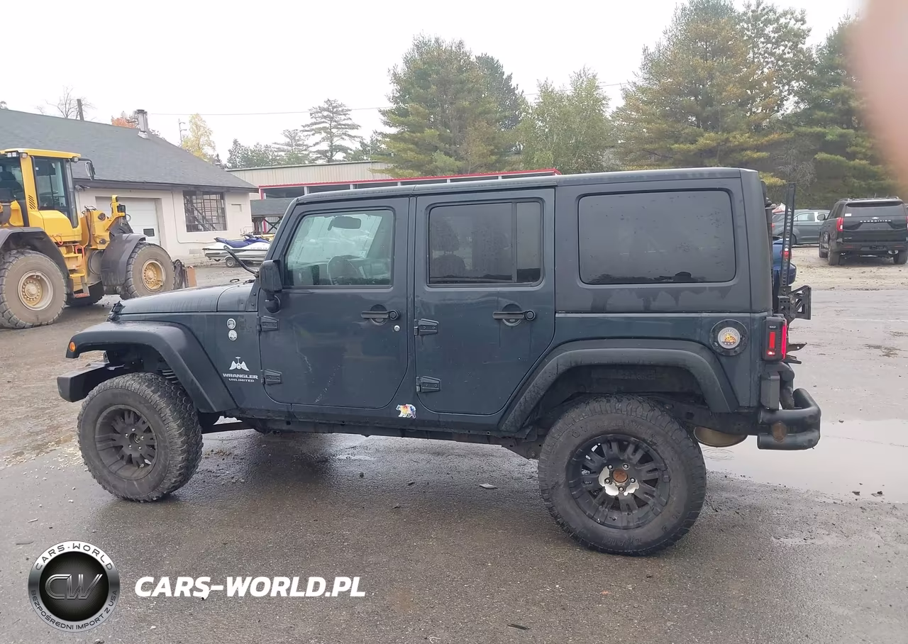 2017 Jeep Wrangler Unlimited Sport 4X4 VIN:1C4BJWDG2HL543960 - 15