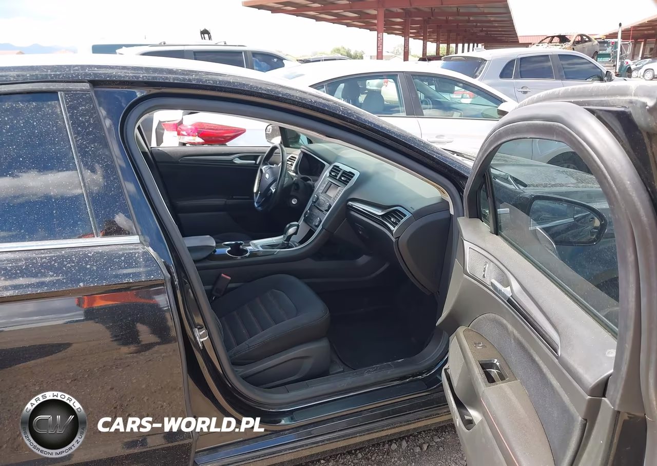 2014 Ford Fusion Se VIN:3FA6P0HD9ER378652 - 5