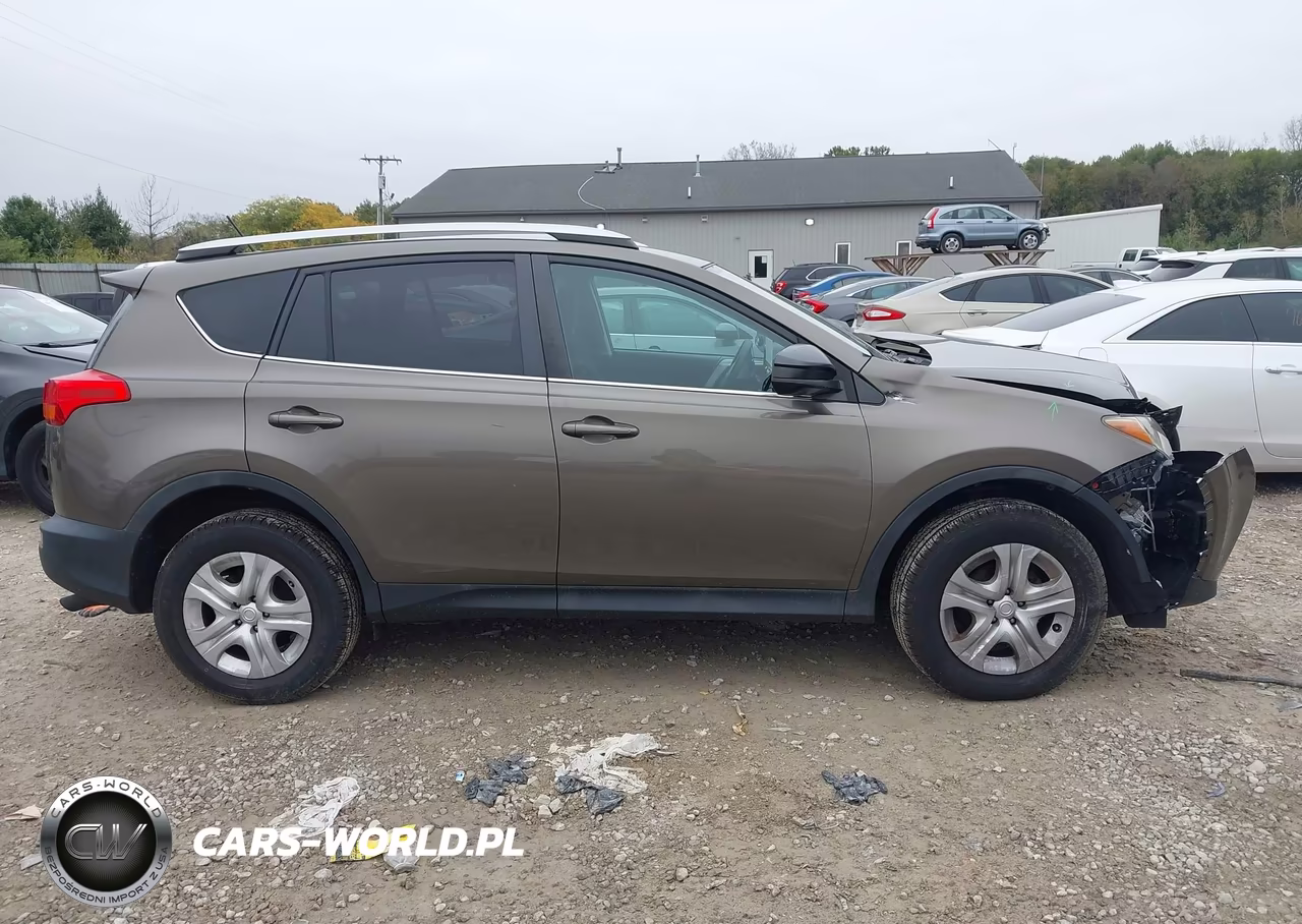 2015 Toyota Rav4 Le VIN:2T3BFREV6FW249570 - 13