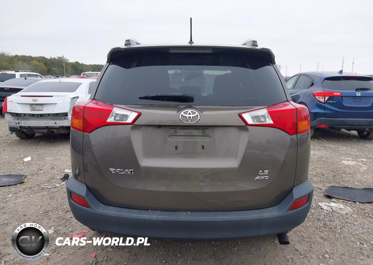 2015 Toyota Rav4 Le VIN:2T3BFREV6FW249570 - 16
