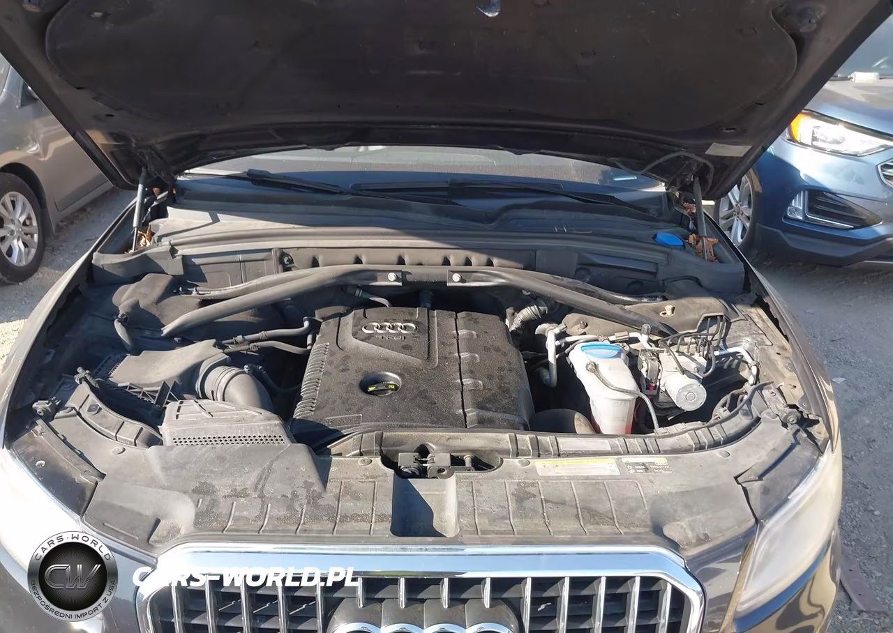 2014 Audi Q5 2.0T Premium VIN:WA1LFAFPXEA131437 - 10