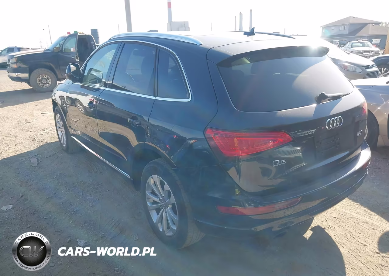 2014 Audi Q5 2.0T Premium VIN:WA1LFAFPXEA131437 - 3