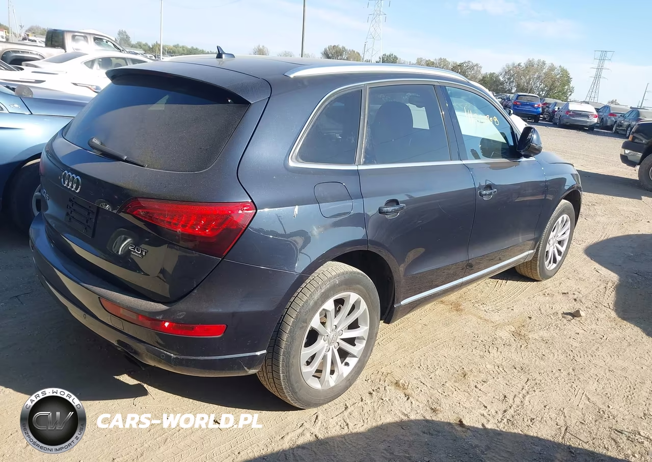 2014 Audi Q5 2.0T Premium VIN:WA1LFAFPXEA131437 - 4