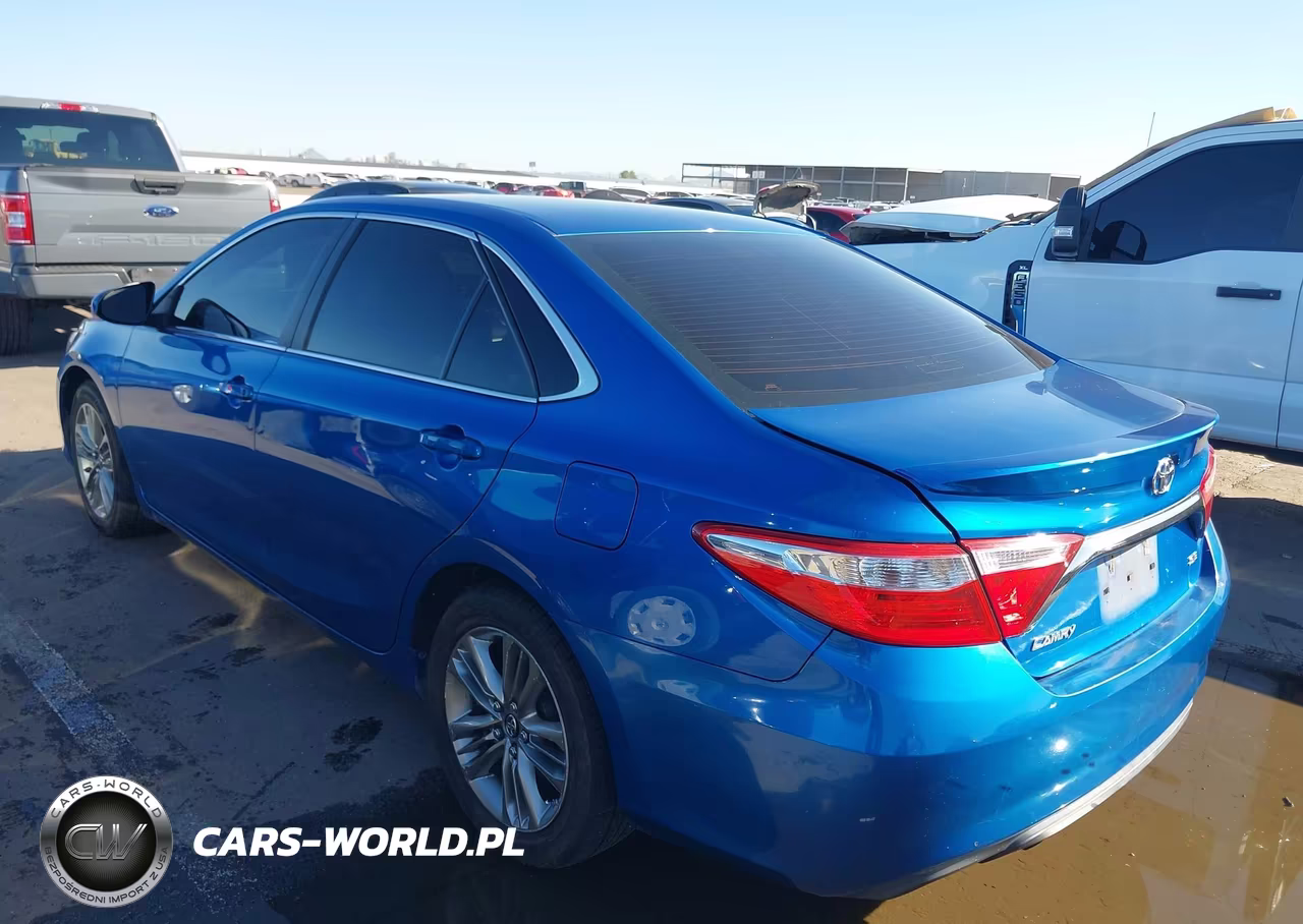 2017 Toyota Camry Se VIN:4T1BF1FK2HU743572 - 3