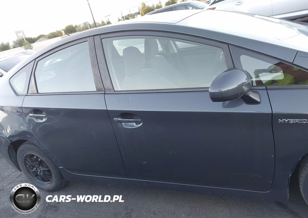 2014 Toyota Prius Two VIN:JTDKN3DU6E0374449 - 14