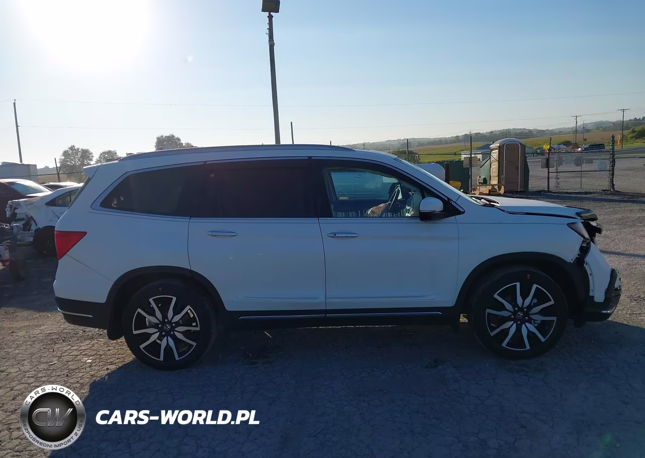 2019 Honda Pilot Elite VIN:5FNYF6H07KB005239 - 13