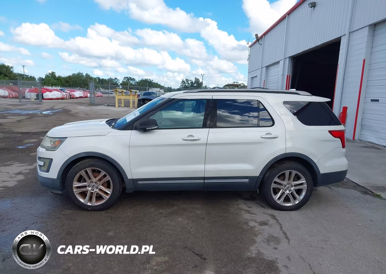 2016 Ford Explorer Xlt VIN:1FM5K7D8XGGB70226 - 14