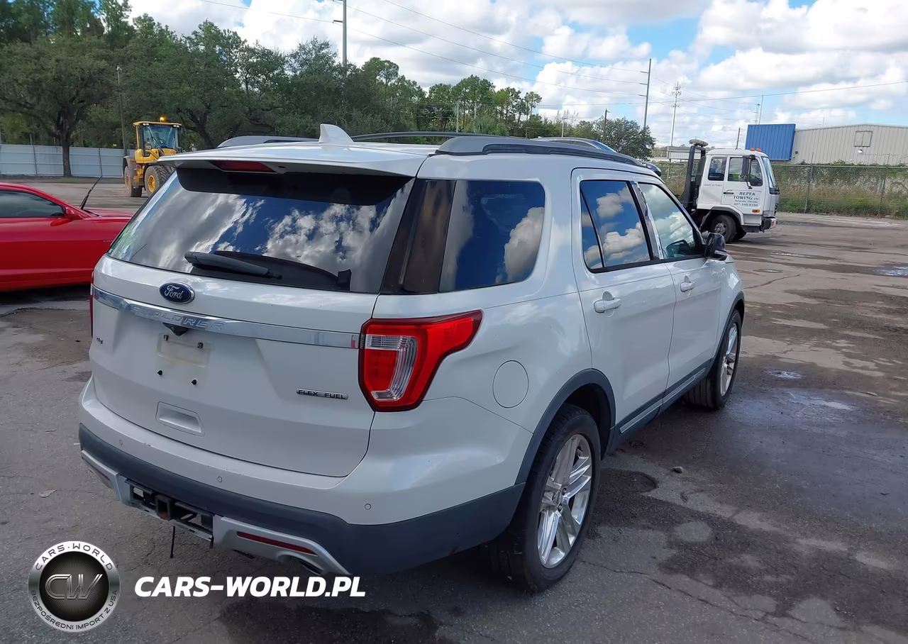 2016 Ford Explorer Xlt VIN:1FM5K7D8XGGB70226 - 4