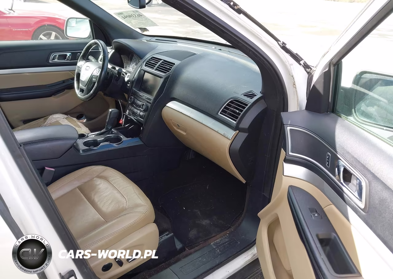 2016 Ford Explorer Xlt VIN:1FM5K7D8XGGB70226 - 5
