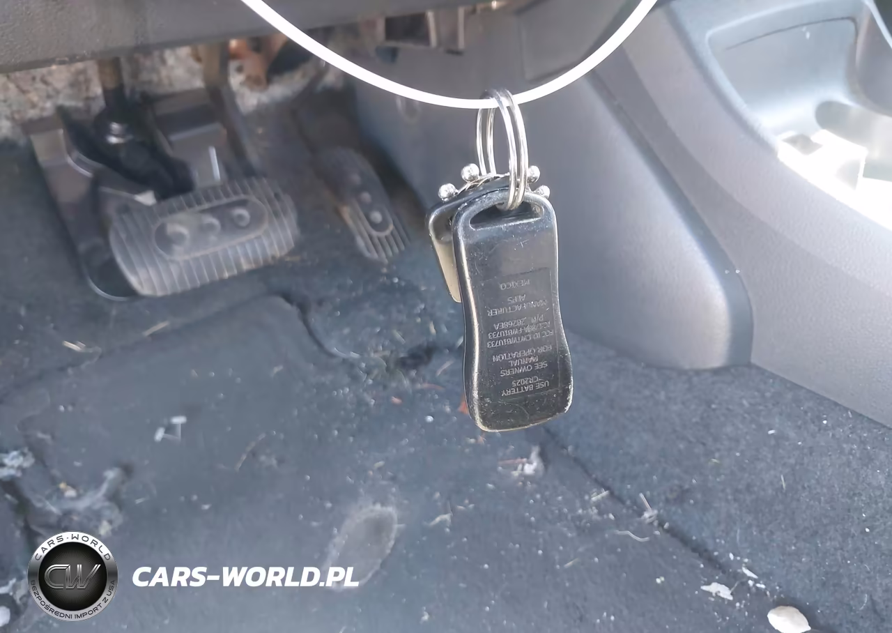 2009 Nissan Versa 1.8S VIN:3N1BC11E39L382625 - 11