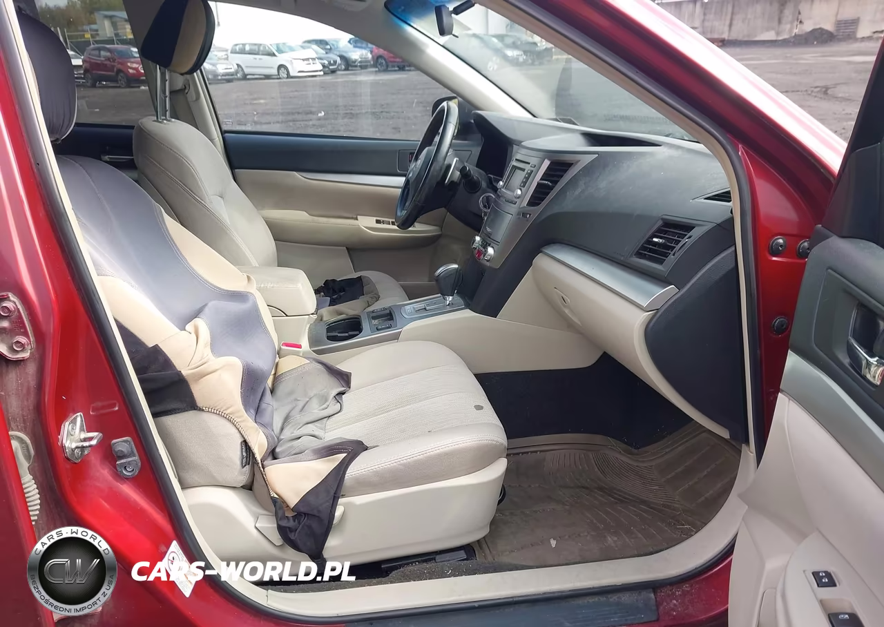 2014 Subaru Outback 2.5I Premium VIN:4S4BRBCC6E3235116 - 5