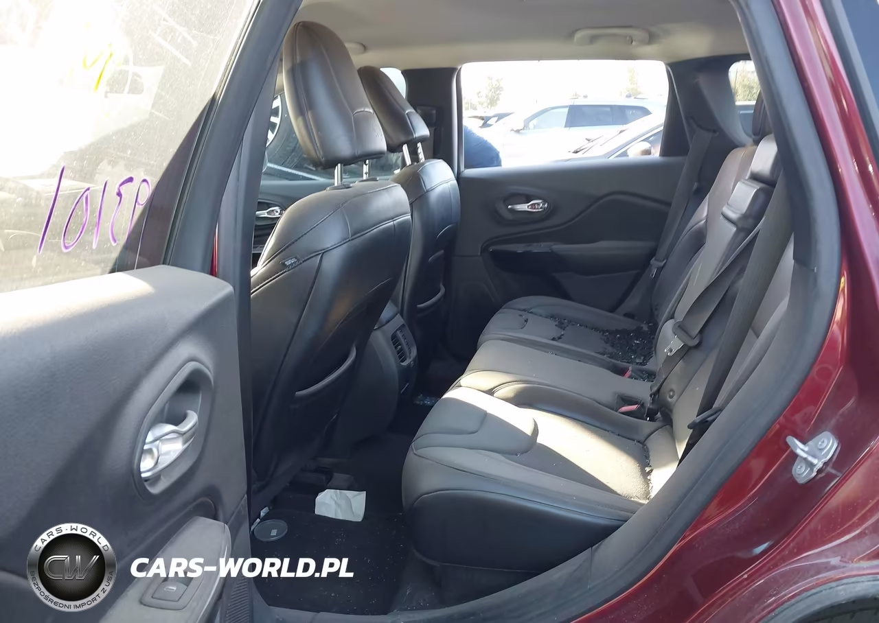 2019 Jeep Cherokee Altitude Fwd VIN:1C4PJLLN8KD298006 - 8