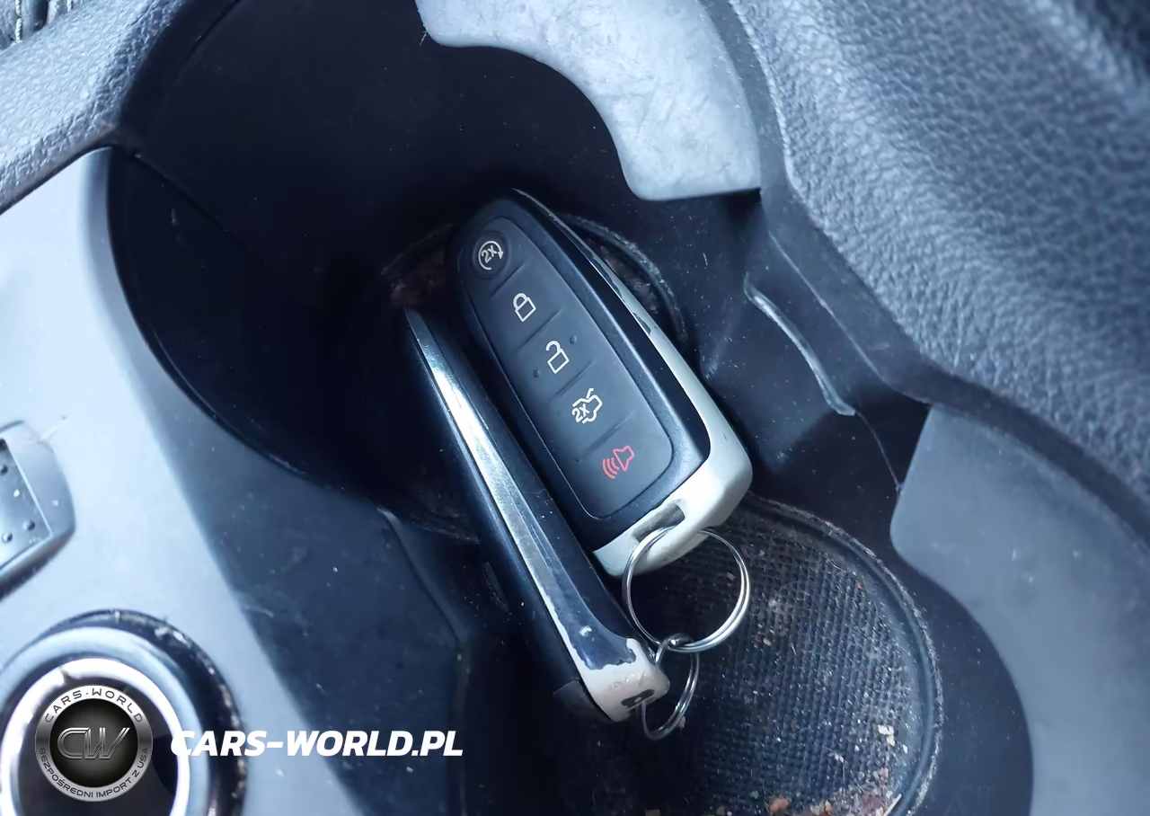 2014 Ford Focus Titanium VIN:1FADP3N23EL446132 - 11