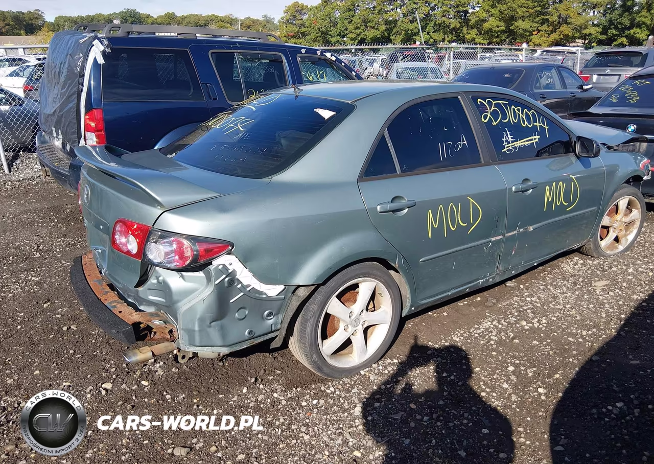 2004 Mazda Mazda6 S VIN:1YVFP80D945N25245 - 4