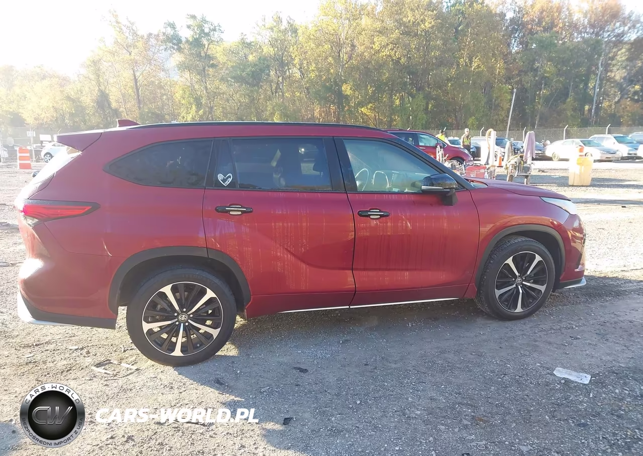 2021 Toyota Highlander Xse VIN:5TDJZRBH3MS107287 - 13