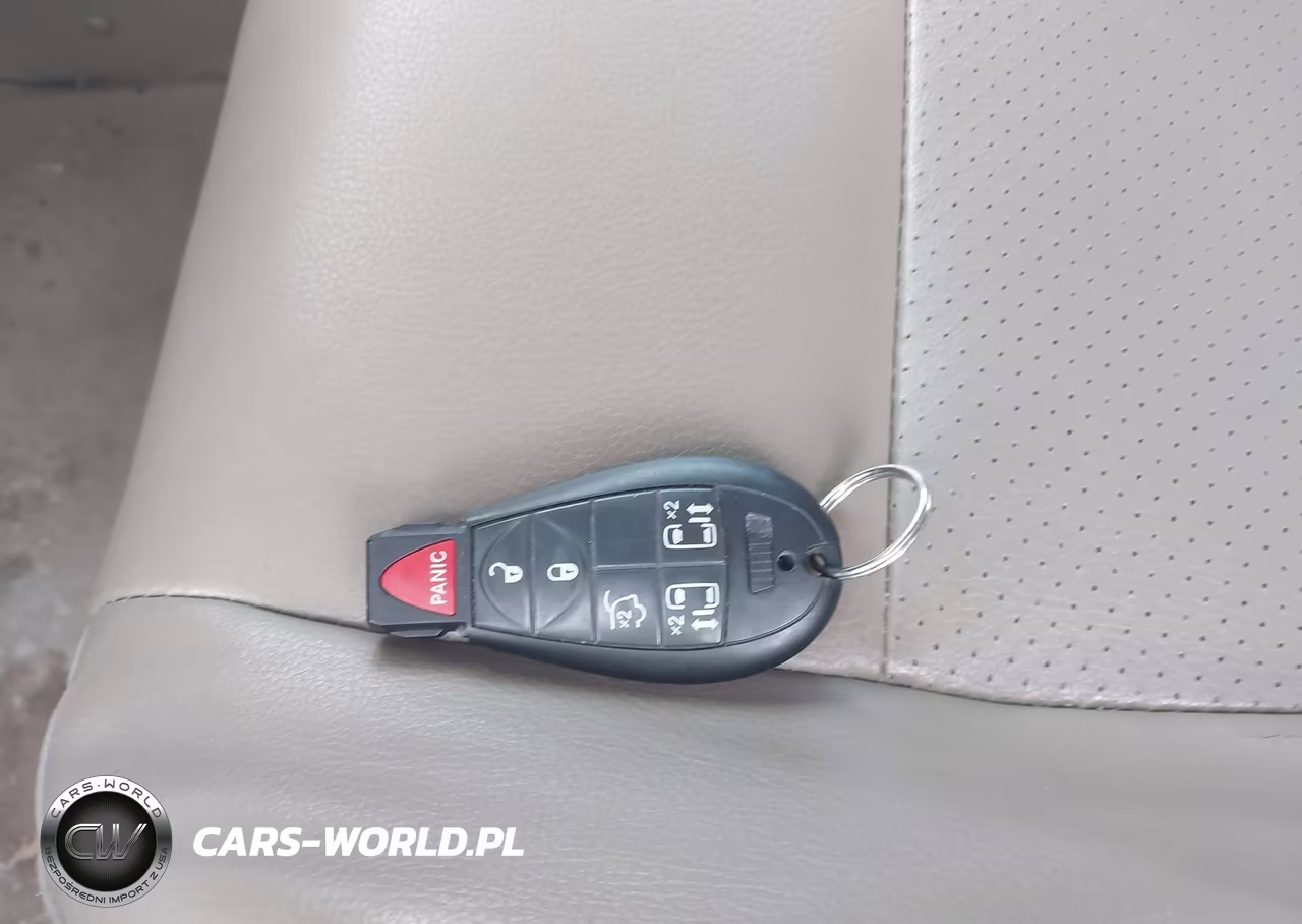2012 Volkswagen Routan Se VIN:2C4RVABG8CR390512 - 11