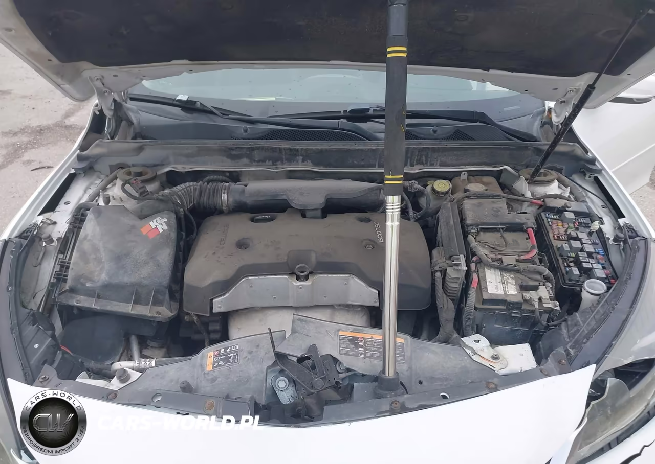 2015 Chevrolet Malibu 2Lt VIN:1G11D5SL2FF322036 - 10