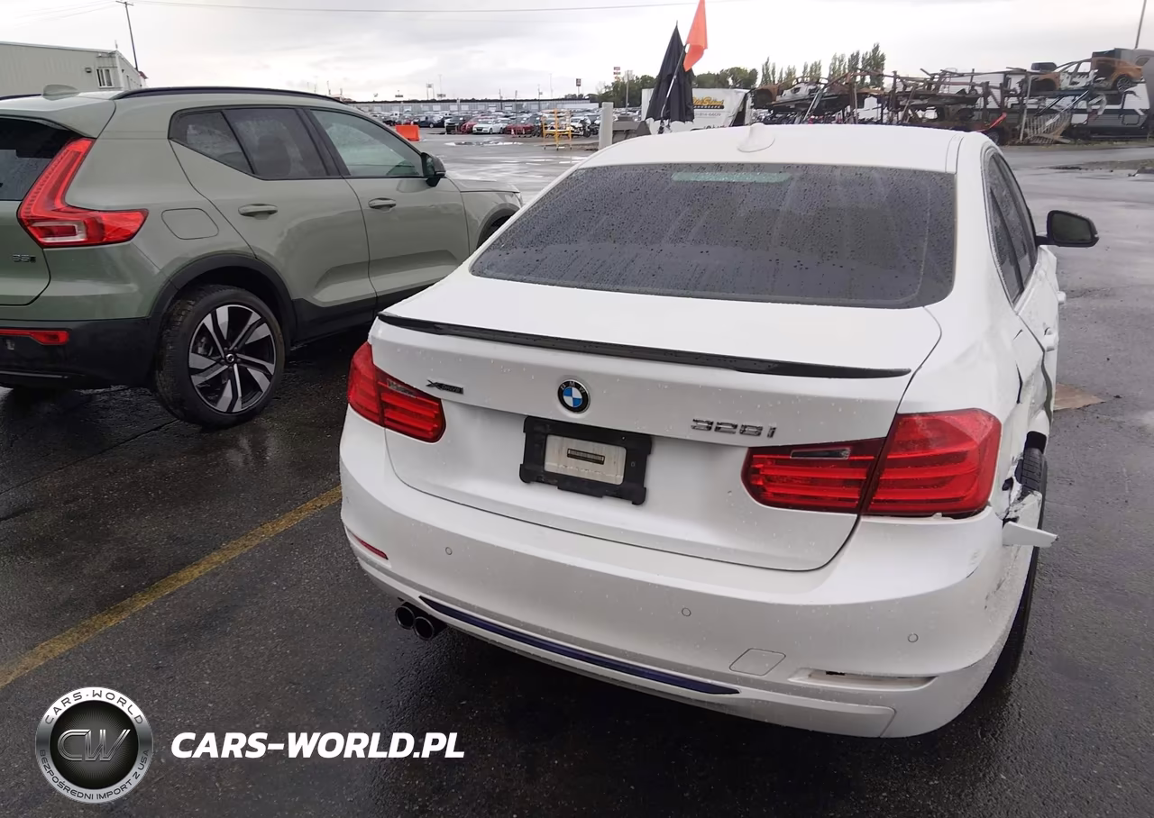 2015 BMW 328I xDrive VIN:WBA3B5G52FNS12588 - 16