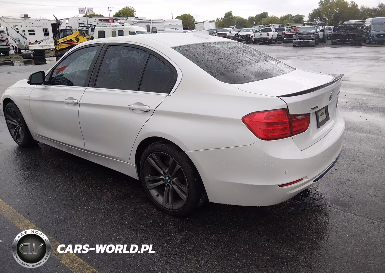 2015 BMW 328I xDrive VIN:WBA3B5G52FNS12588 - 3