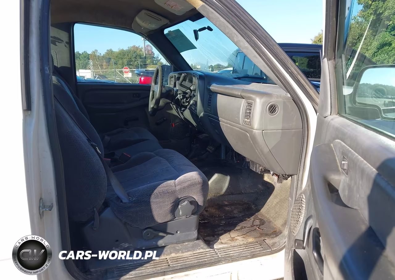2007 Chevrolet Silverado 2500Hd Classic Work Truck VIN:1GCHC24U47E187405 - 5