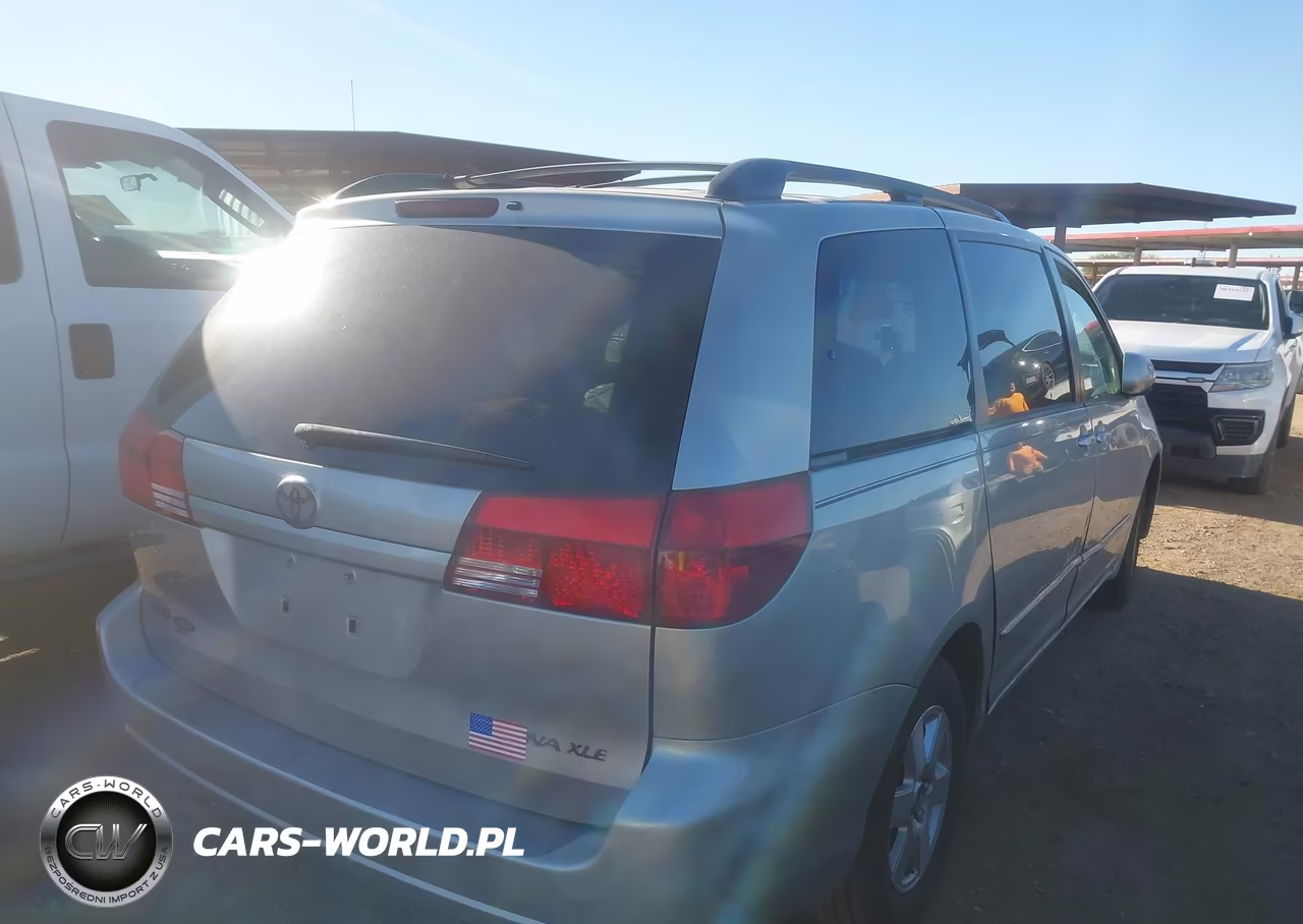 2005 Toyota Sienna Xle VIN:5TDZA22C35S268651 - 4