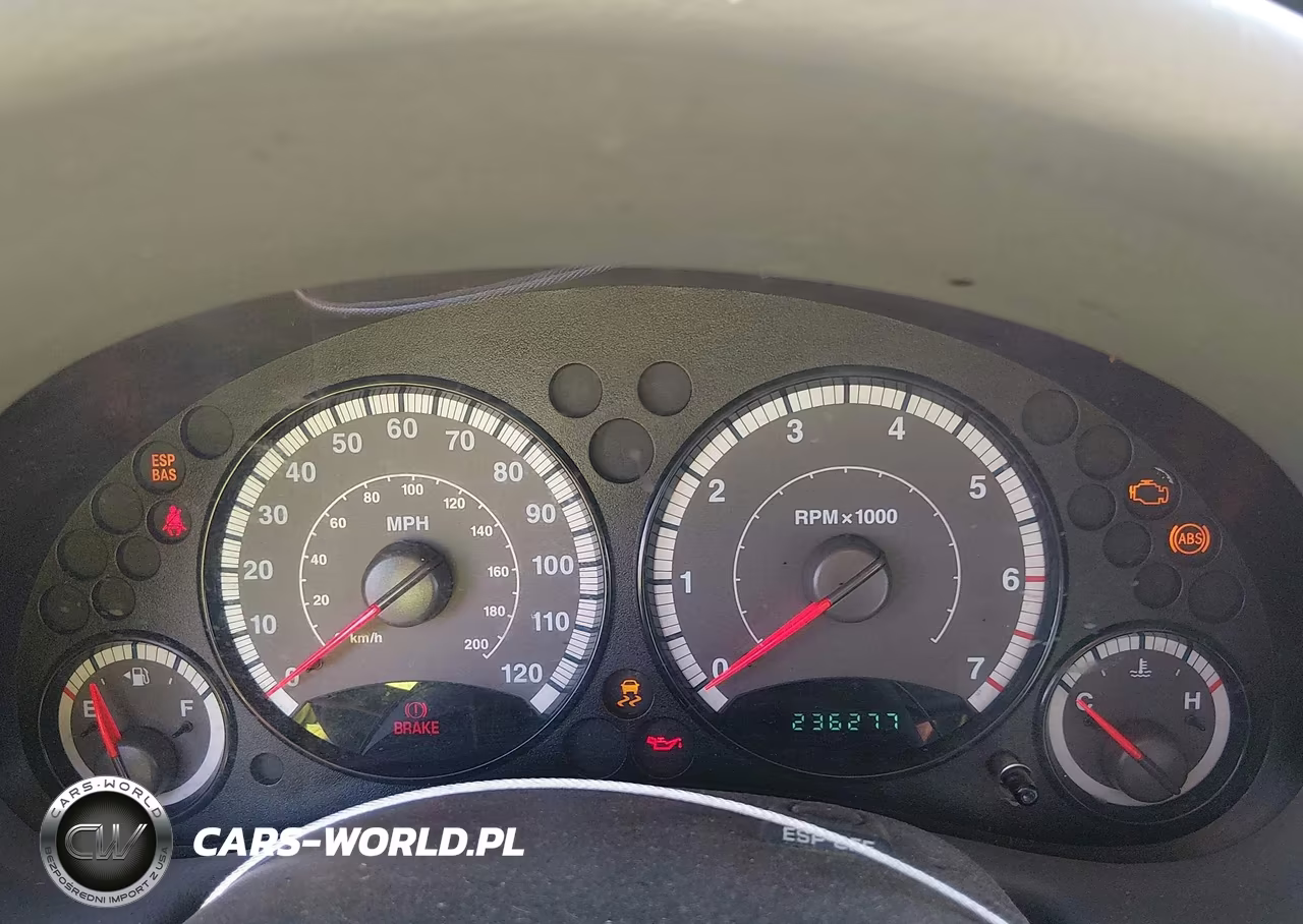 2007 Jeep Liberty Sport VIN:1J4GL48K07W647356 - 7