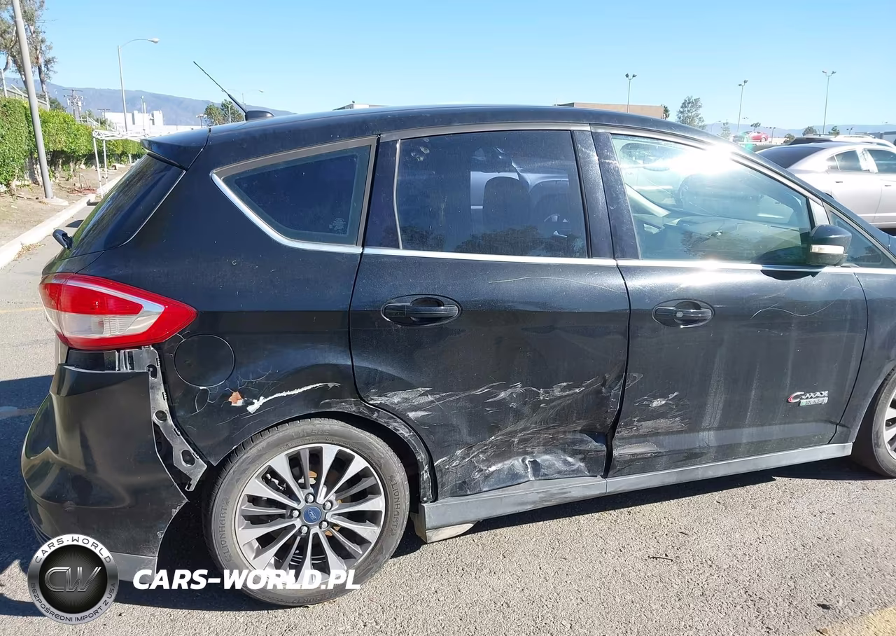 2017 Ford C-Max Energi Titanium VIN:1FADP5FU9HL109948 - 6