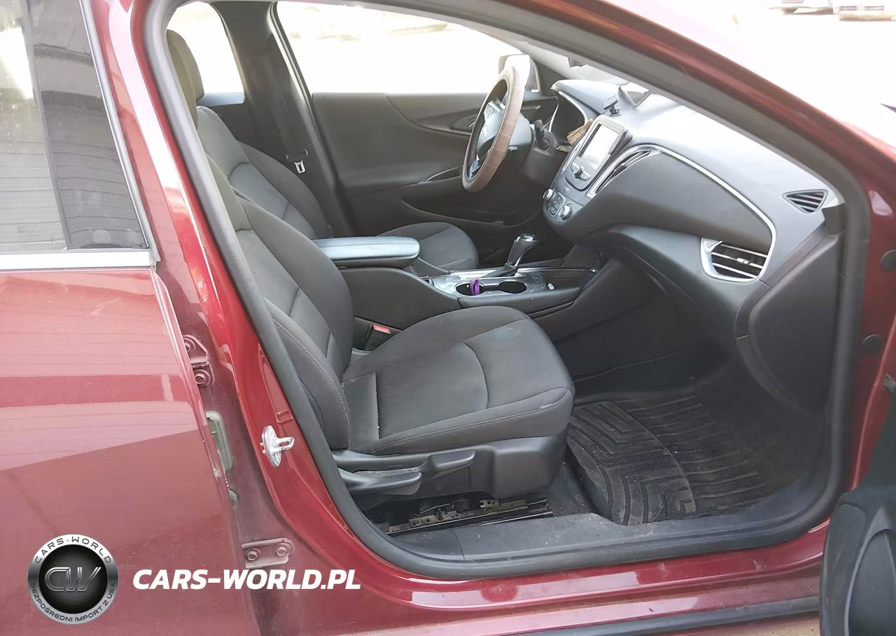2018 Chevrolet Malibu Lt VIN:1G1ZD5ST6JF188000 - 5