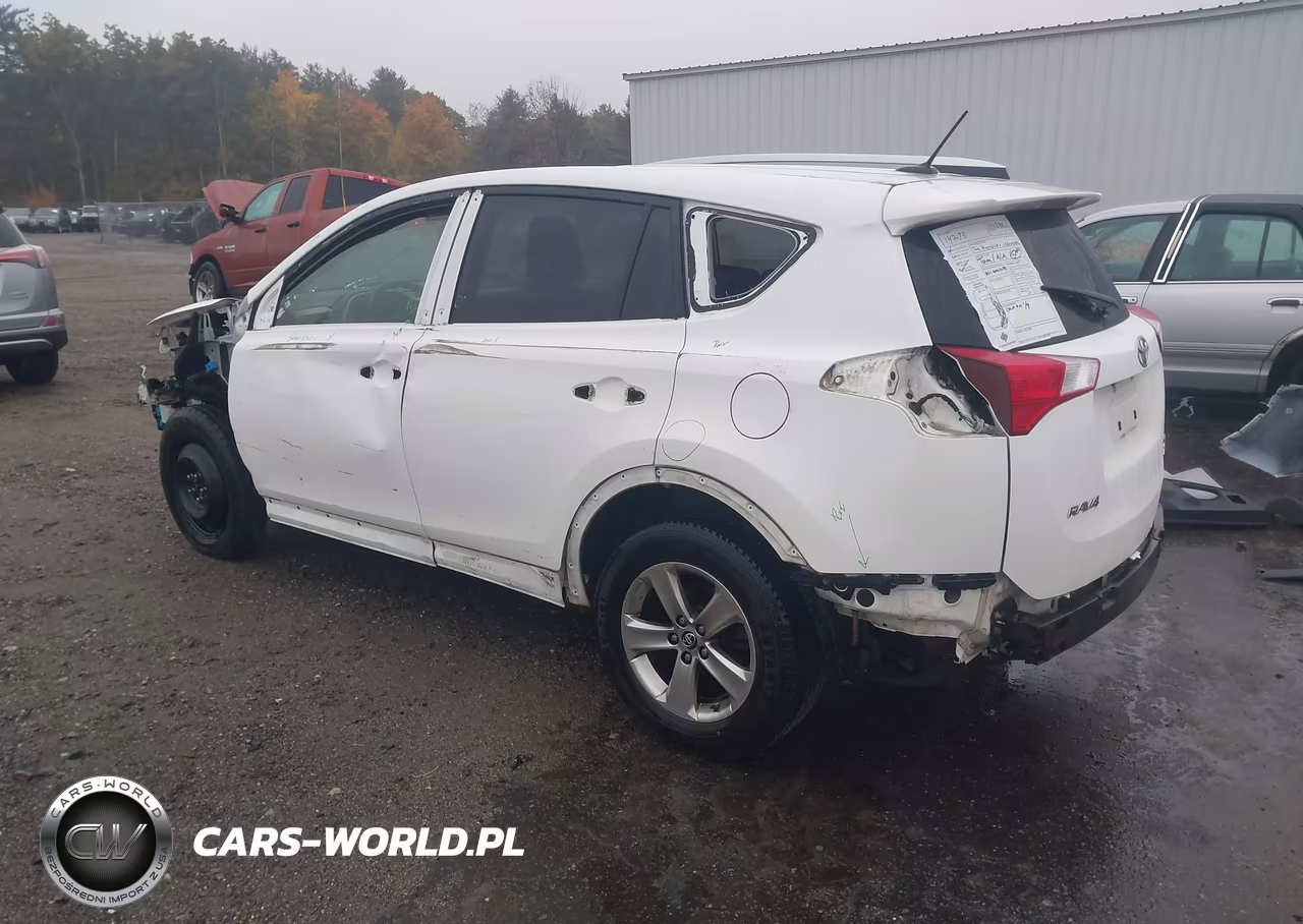 2015 Toyota Rav4 Xle VIN:JTMRFREV6FJ026586 - 3
