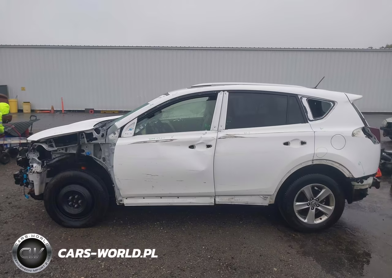 2015 Toyota Rav4 Xle VIN:JTMRFREV6FJ026586 - 6