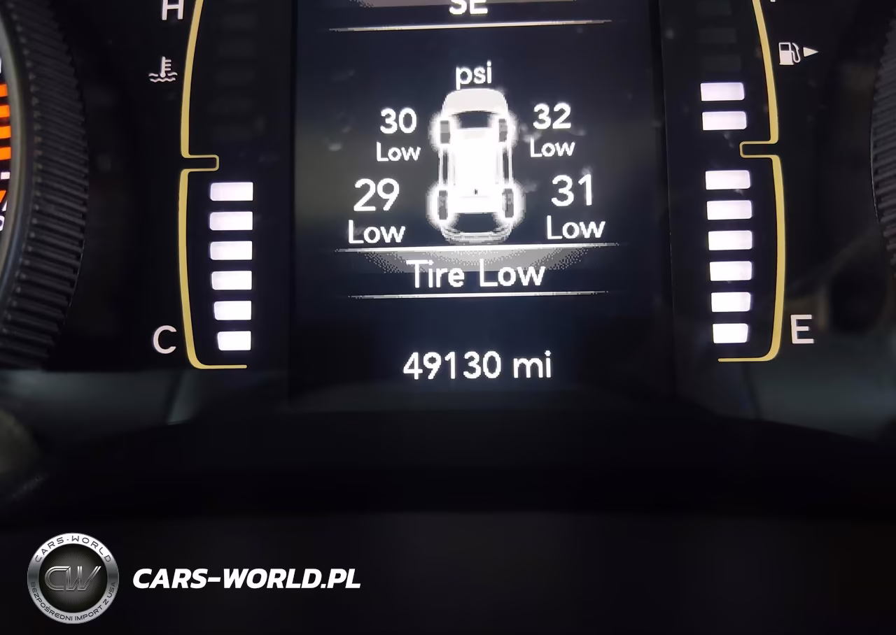 2019 Jeep Cherokee Latitude 4X4 VIN:1C4PJMCB5KD440369 - 15