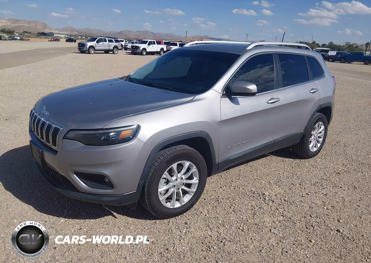 2019 Jeep Cherokee Latitude 4X4 VIN:1C4PJMCB5KD440369 - 2