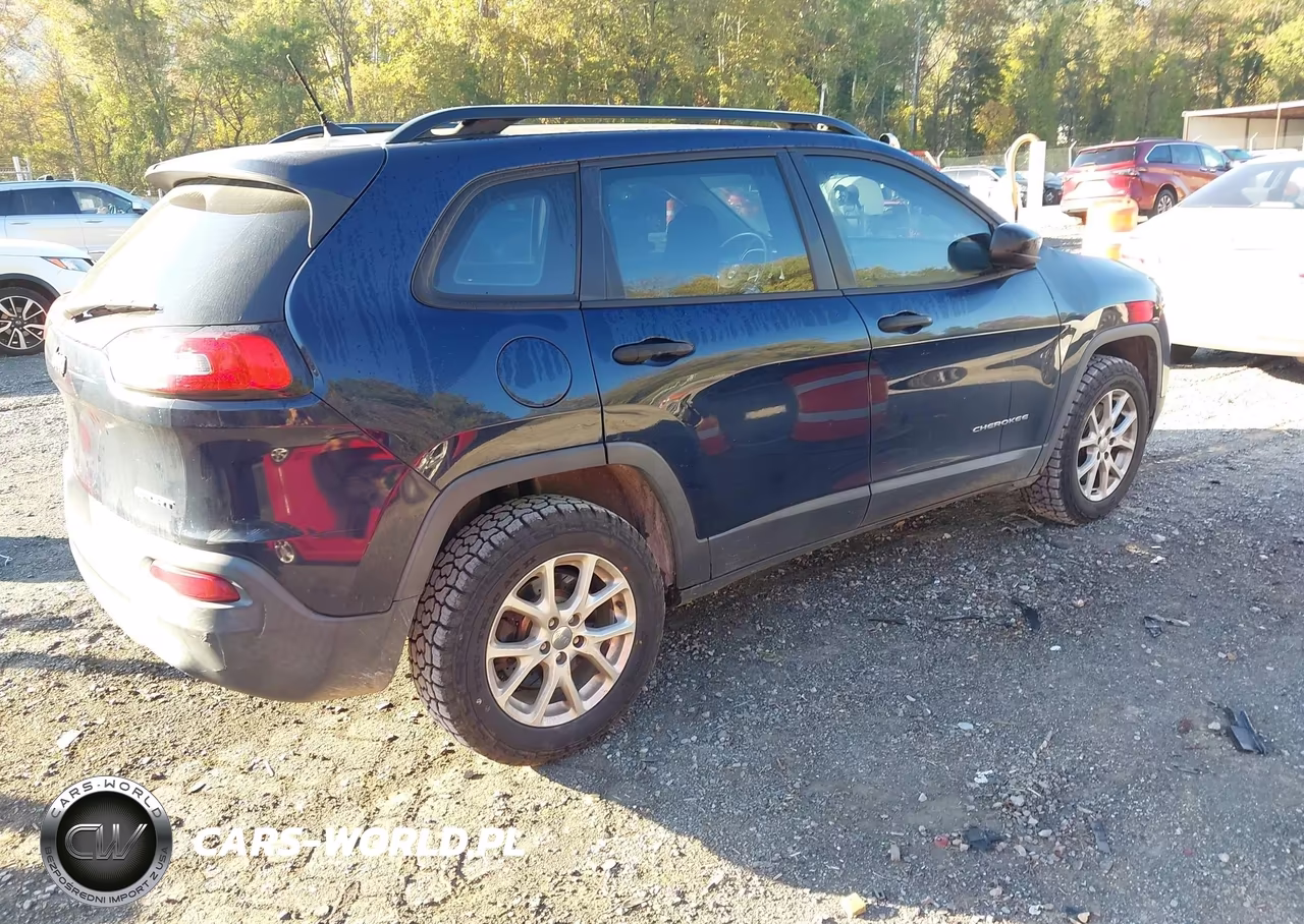 2015 Jeep Cherokee Sport VIN:1C4PJMAB7FW651943 - 4