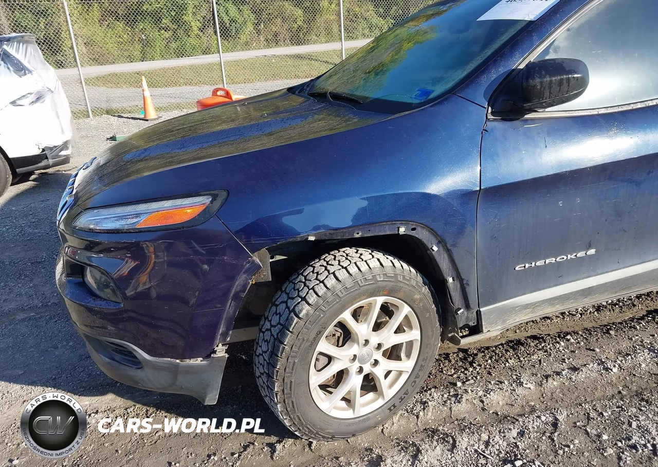 2015 Jeep Cherokee Sport VIN:1C4PJMAB7FW651943 - 6