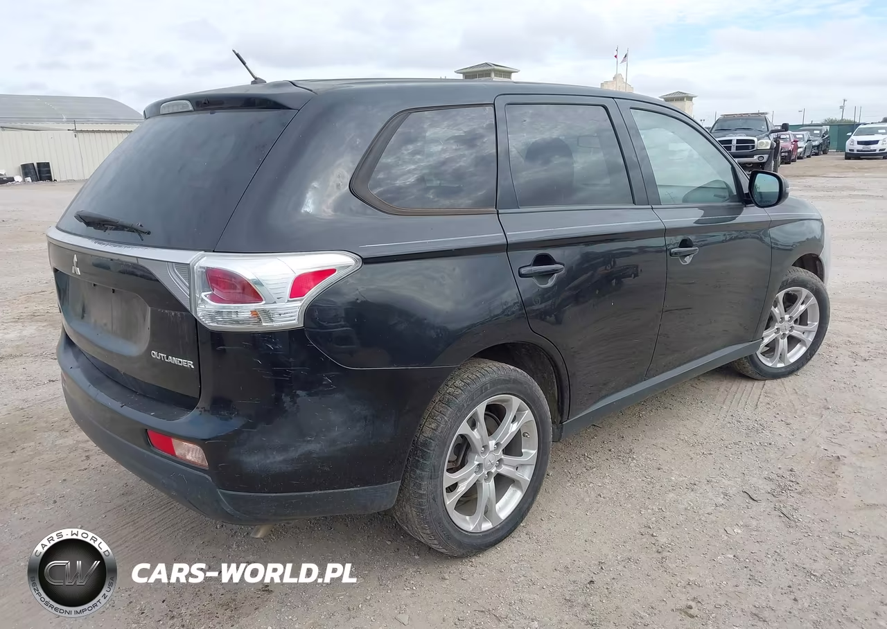 2014 Mitsubishi Outlander Se VIN:JA4AZ3A30EZ008486 - 4