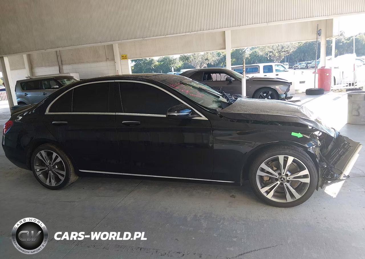 2021 Mercedes-Benz C 300 Sedan VIN:W1KWF8DB3MR623994 - 13