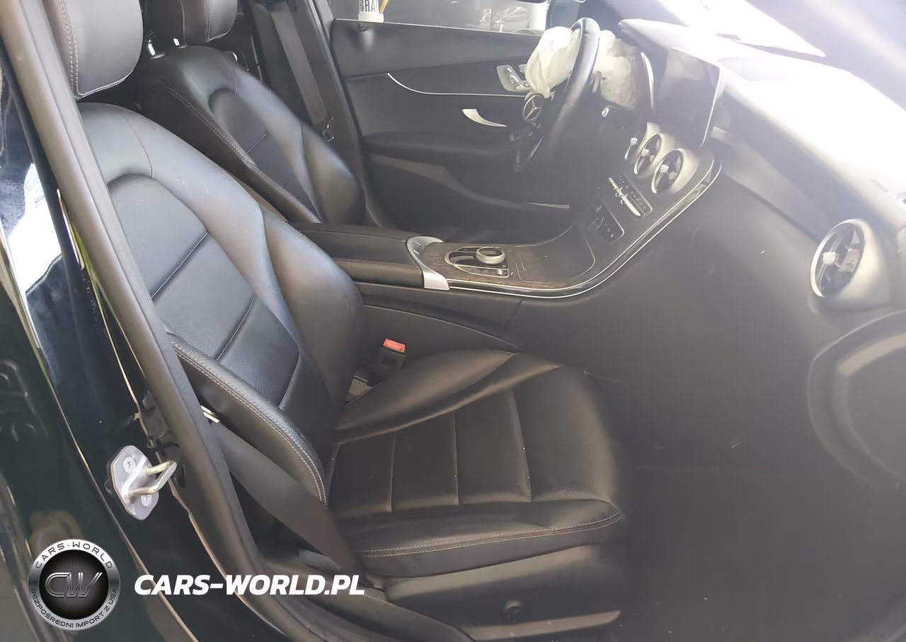 2021 Mercedes-Benz C 300 Sedan VIN:W1KWF8DB3MR623994 - 5