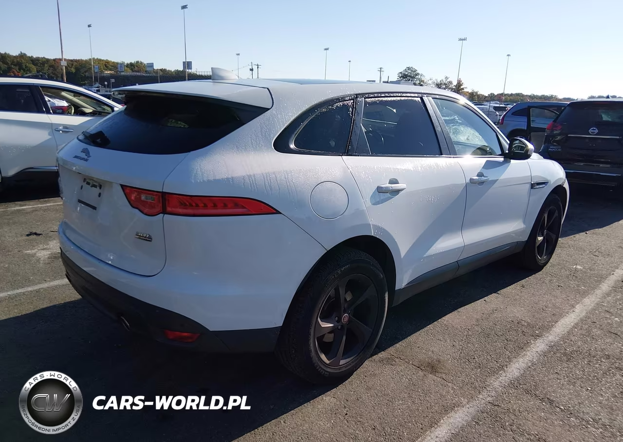 2019 Jaguar F-Pace 25T Premium-30T Premium VIN:SADCJ2GX0KA360928 - 4