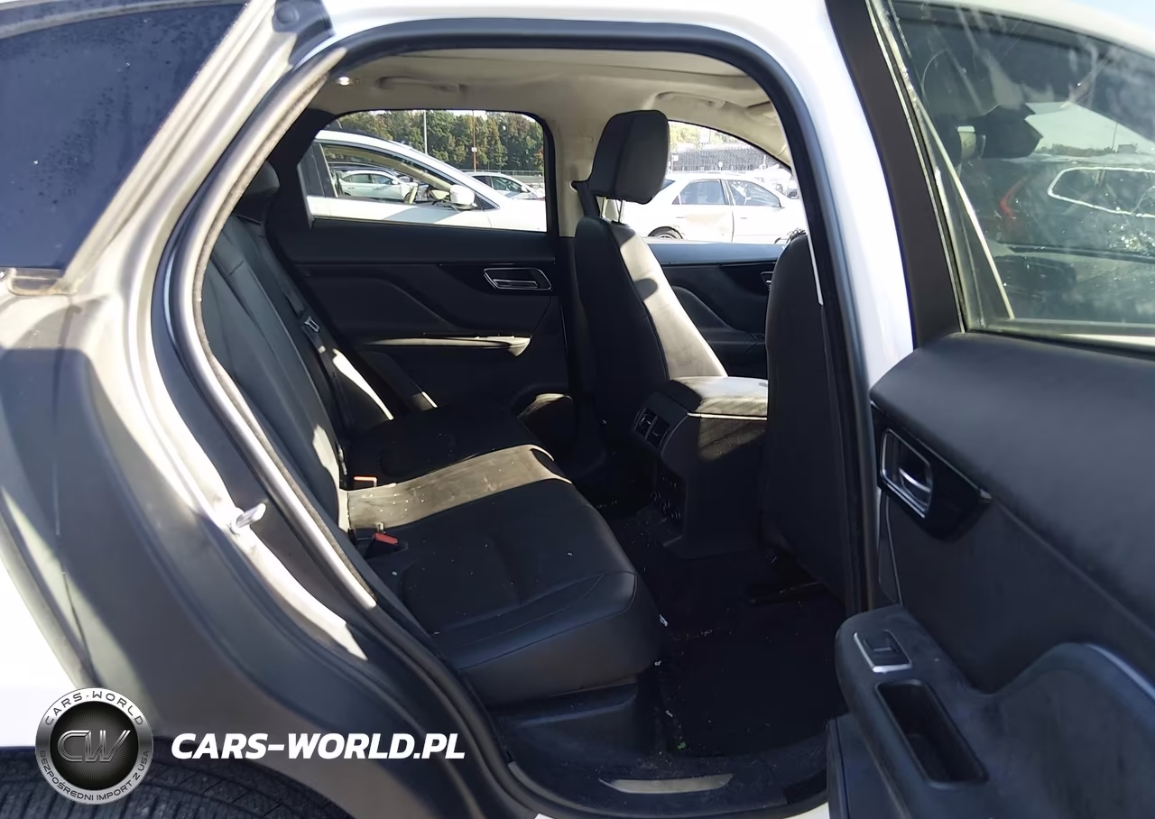2019 Jaguar F-Pace 25T Premium-30T Premium VIN:SADCJ2GX0KA360928 - 8