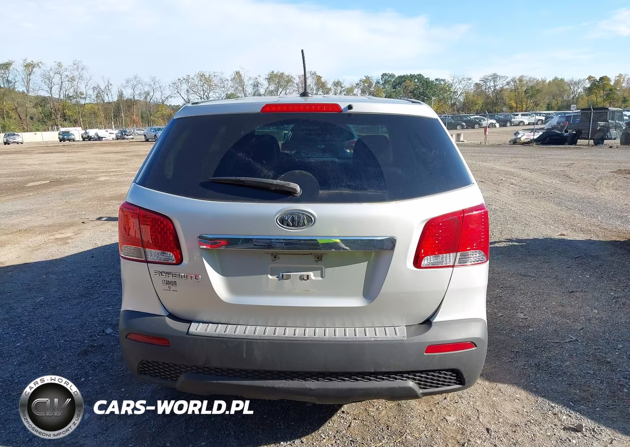 2013 Kia Sorento Lx VIN:5XYKT3A13DG321202 - 16