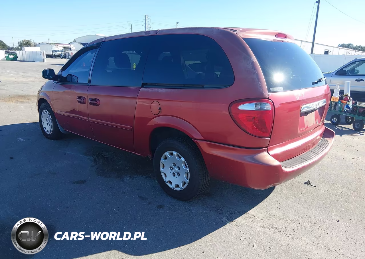 2004 Chrysler Town & Country Lx VIN:2C4GP44R24R620175 - 3