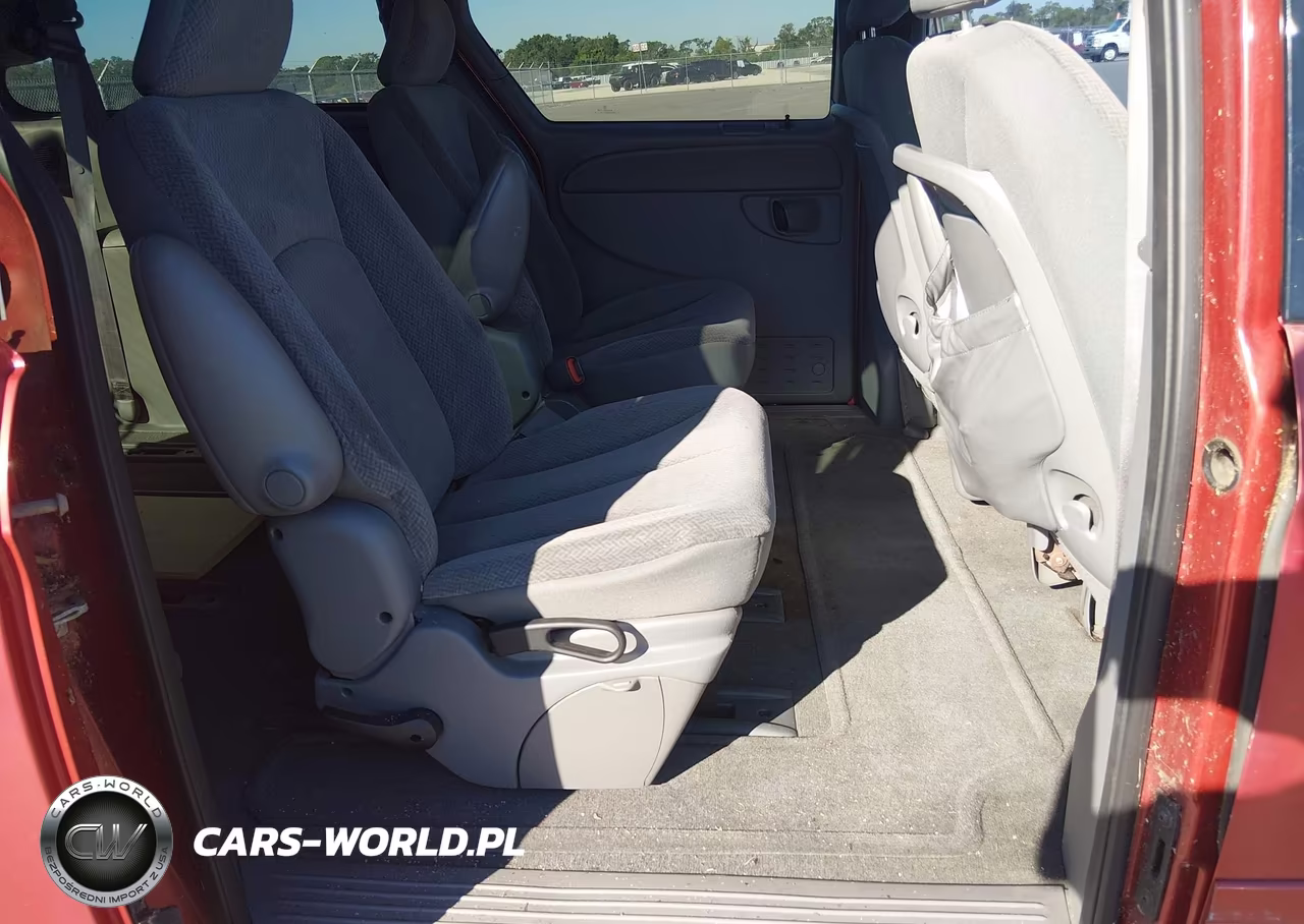 2004 Chrysler Town & Country Lx VIN:2C4GP44R24R620175 - 8