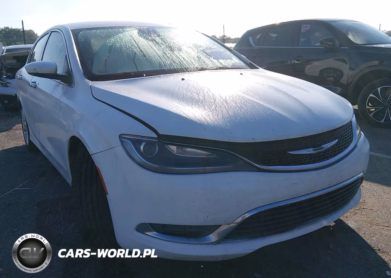 2015 Chrysler 200 Limited – zdjęcie 1 z 11