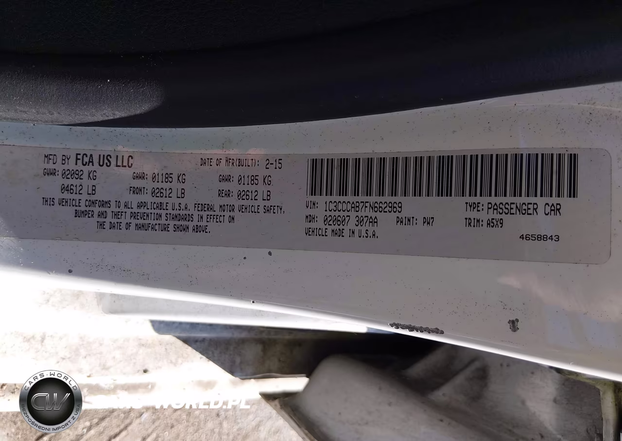 2015 Chrysler 200 Limited VIN:1C3CCCAB7FN662969 - 9