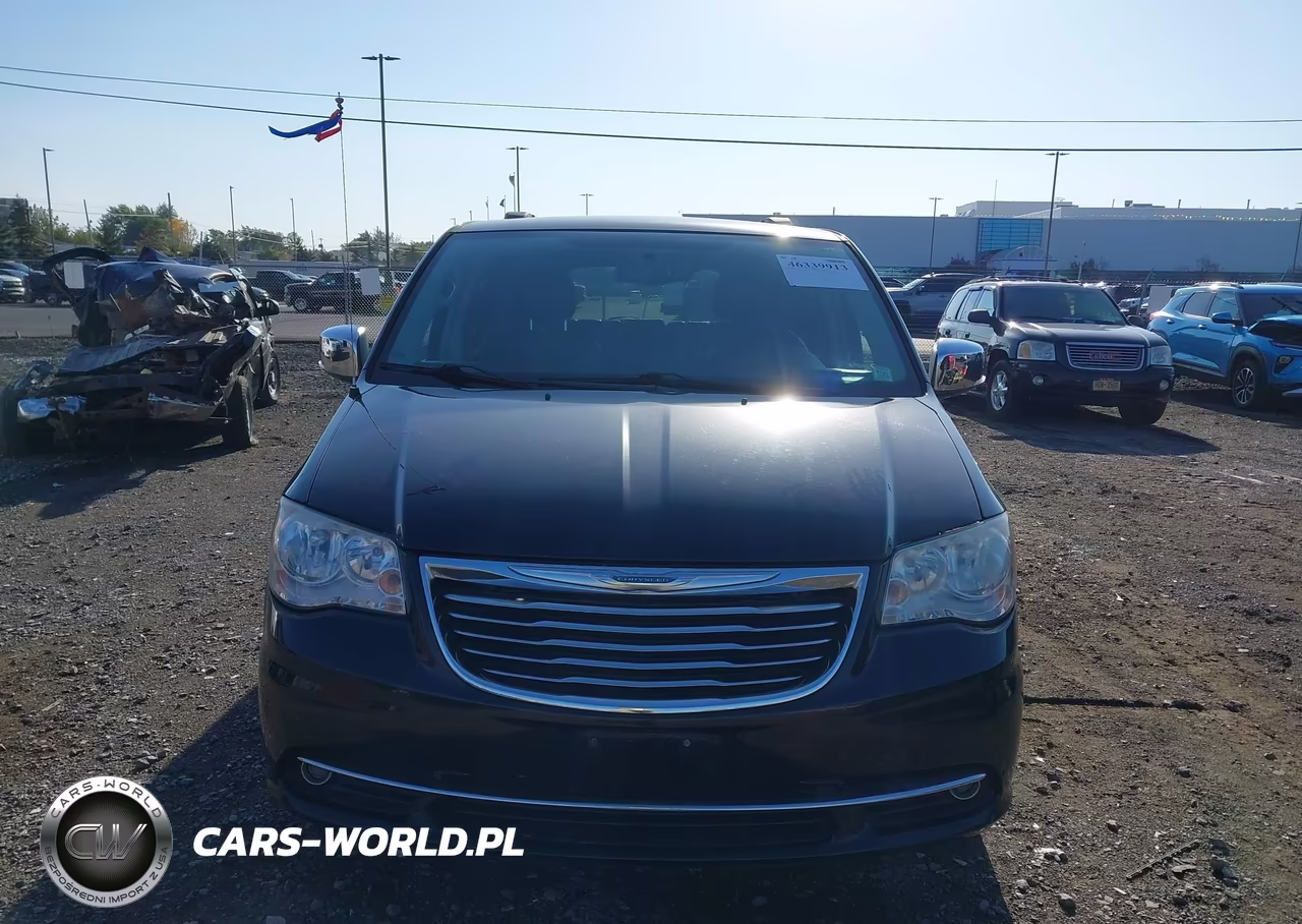 2015 Chrysler Town & Country Touring-L VIN:2C4RC1CG9FR531791 - 12