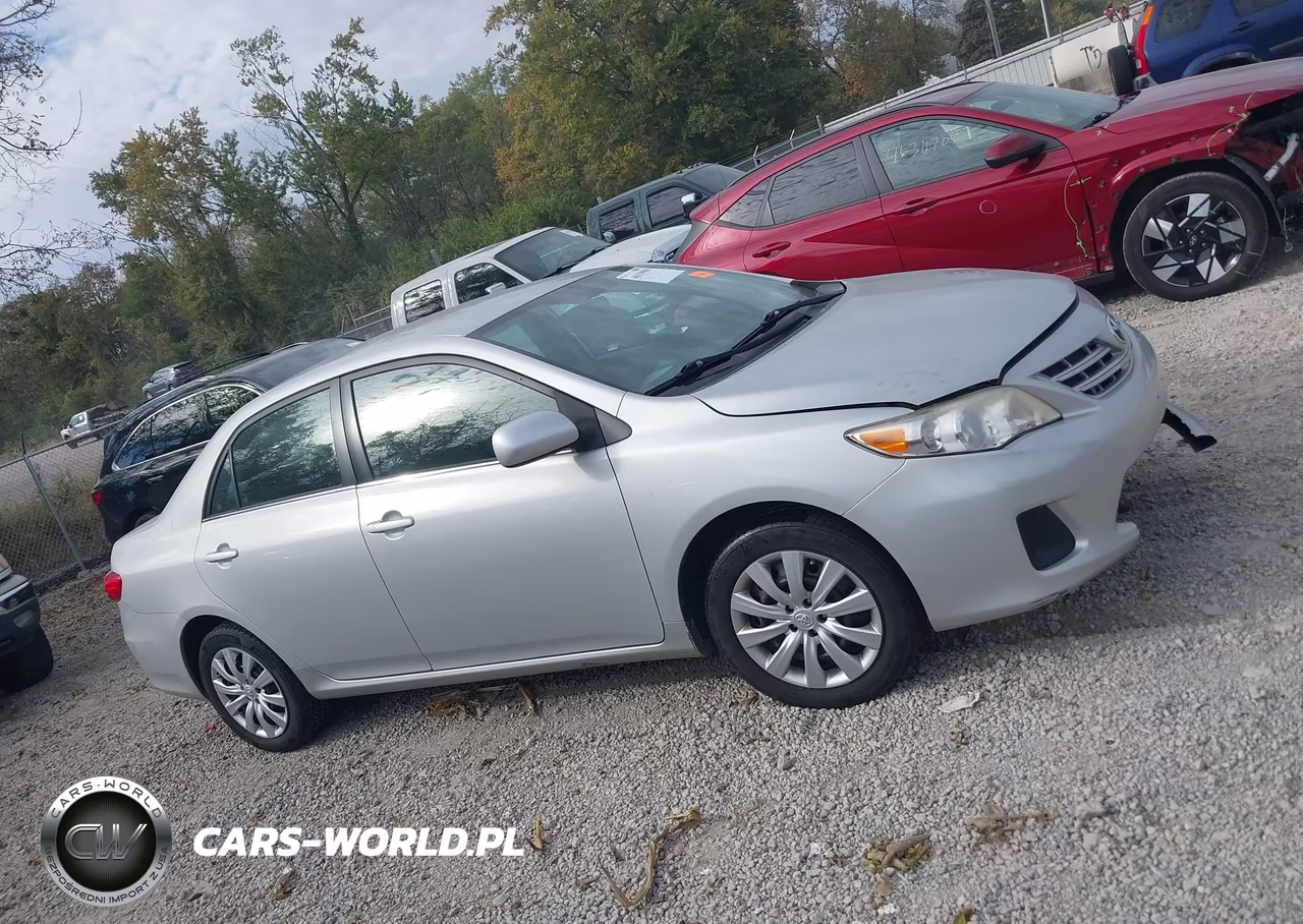 2013 Toyota Corolla Le VIN:2T1BU4EE5DC048632 - 13